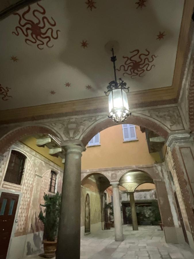 מילאנו Apartment In 3 Minutes From Duomo Ingresso Via Dei Piatti מראה חיצוני תמונה